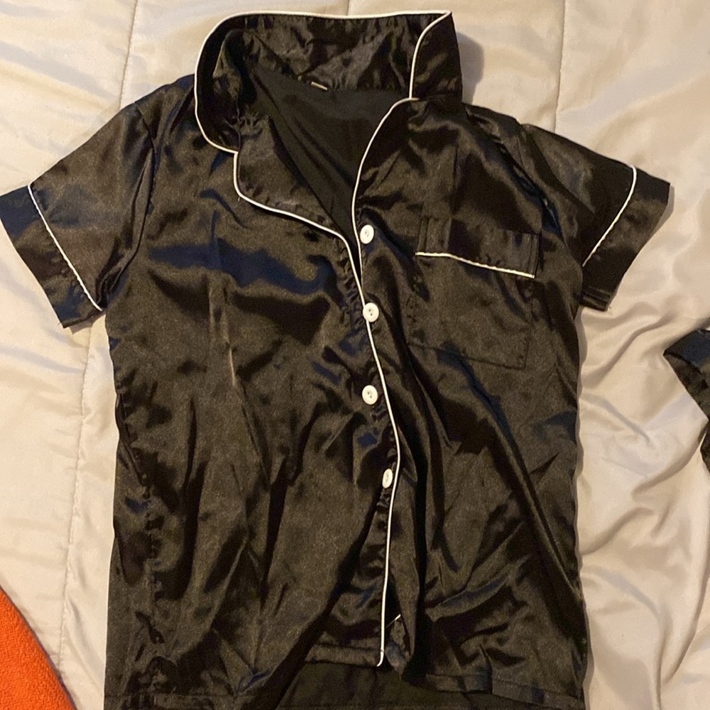 Satin Pj Set - Picture 2 of 3